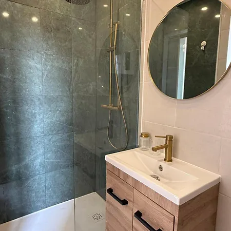 Proximite Du Port * Νίκαια